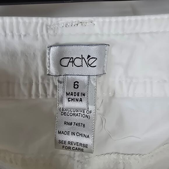 Cache White and Gold Embroidered Capri Roll-tab Cargo Pants Size 6 - Picture 2 of 9